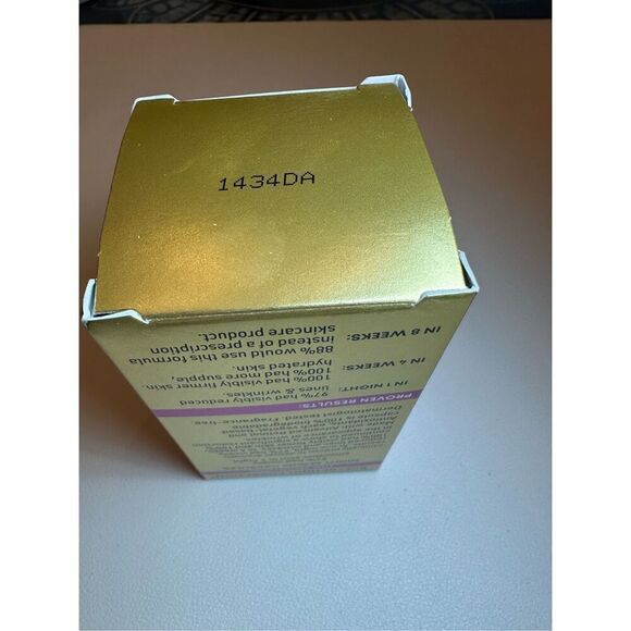 RoC Retinol Correxion Anti-Aging Wrinkle Night Serum, Daily Line Smoothing Skin - Picture 6 of 6